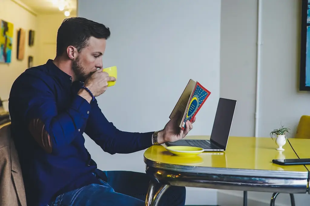 Entrevista con un experto en finanzas personales